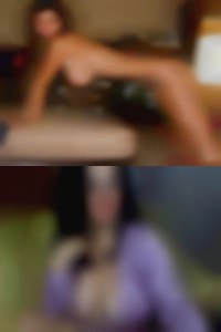 Meet hot girls looking for sexy naked woman.